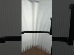 6mm smal getrokken glas met aluminium frame voor een moderne en stijlvolle badkamer