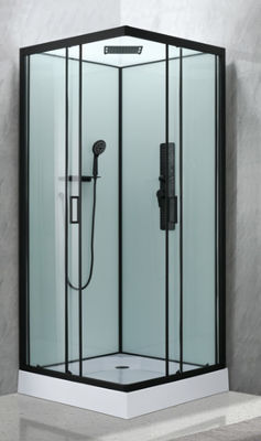 Moderne douche kamer en zwart raam met dien en dak